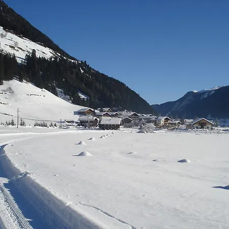 Gasthuis Gasthof Jagawirt - Gastehaus Alpina