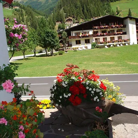 Gasthof Jagawirt - Gastehaus Alpina Sankt Jakob in Defereggen